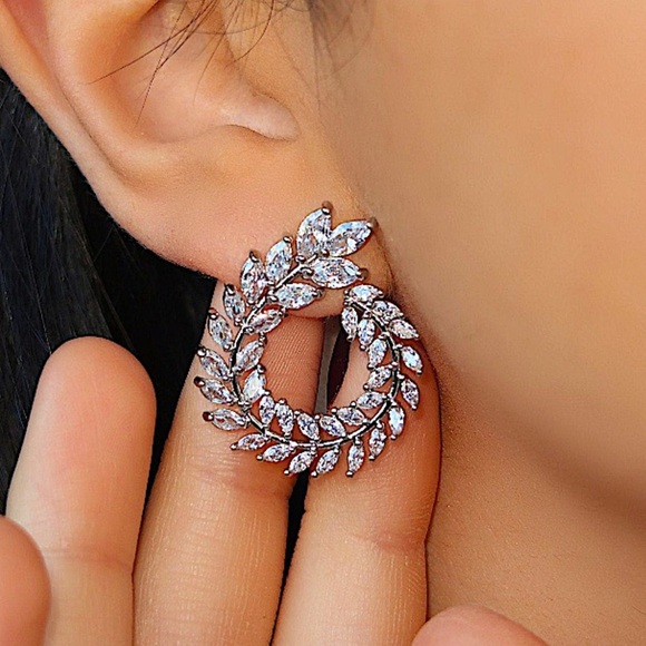 Silver Cubic Zircon Leaf CZ Wreath Rhinestone Diamond Earrings - Picture 2 of 7